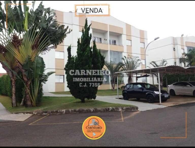 Apartamento a venda em Araxá por 270 mil