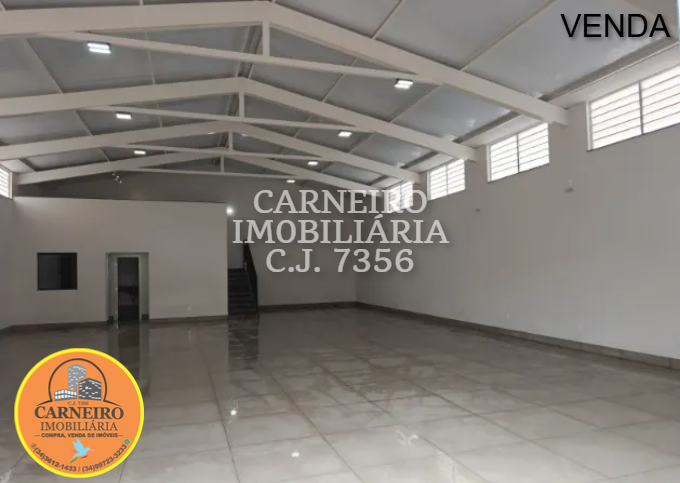 Galpão no Centro para Aluguel- 5.000,00